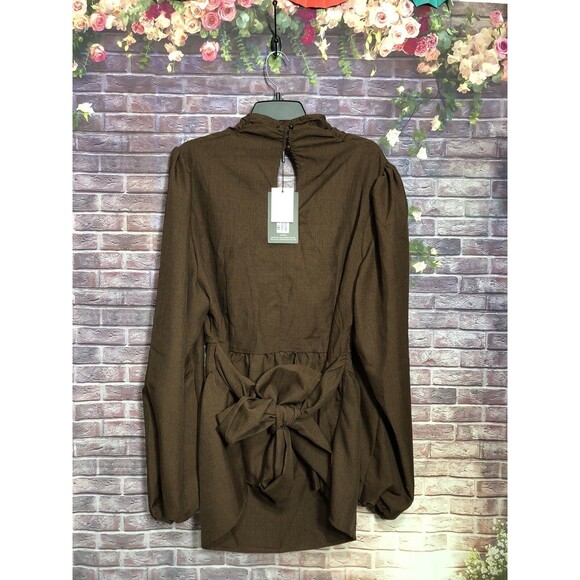 New Pretty Little Things Women’s Open Tie Back Brown Long Sleeve Blouse 1X - Picture 6 of 8